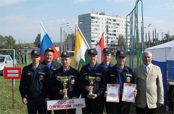 Команда спасательного отряда противопожарной службы №40 Сергиевского района